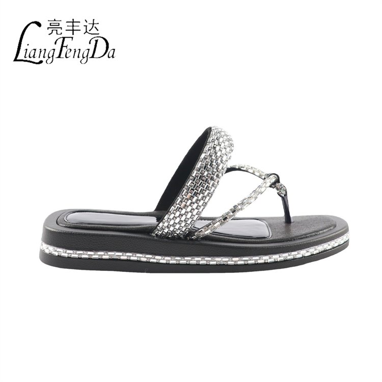 Designer Sandals Rhinestone Slides Slippers for Women Outdoor Platform Ladies Sandals PVC Factory Wholesale Africa Large Size