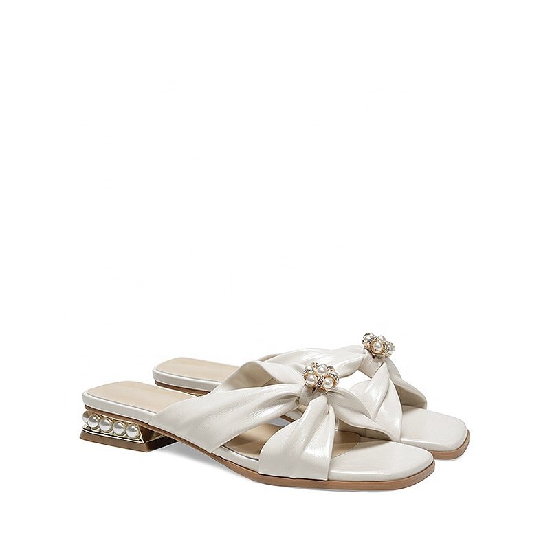 2024 Women's Summer Flat Sandals New Casual Pearl Rhinestone Open Toe Slippers with Low Heel Slide Leather Lining Rubber Insole