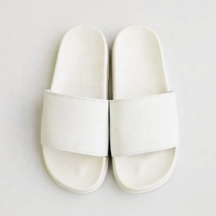 2022 New Arrival Summer Soft PU Stitched Strap Hot flat women sandals slide slippers men custom pvc slipper