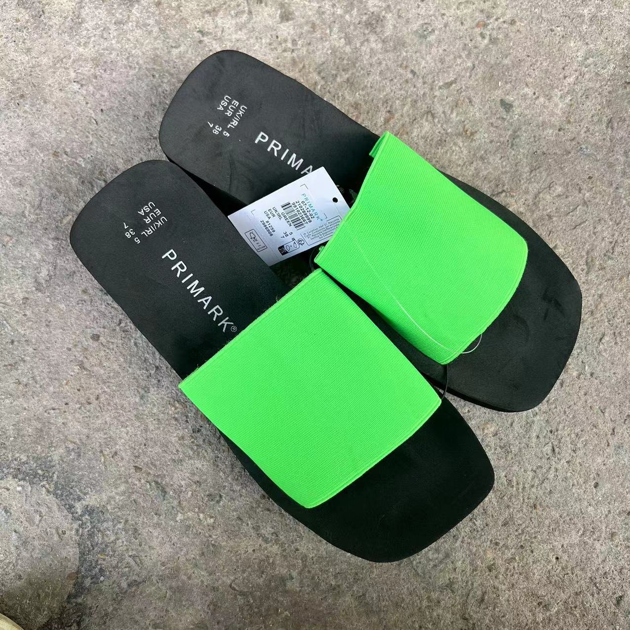 2024 Hot Selling Fashion Candy Color 4cm Platform Slippers Popular Designer Sandals Trendy Women's Slippers