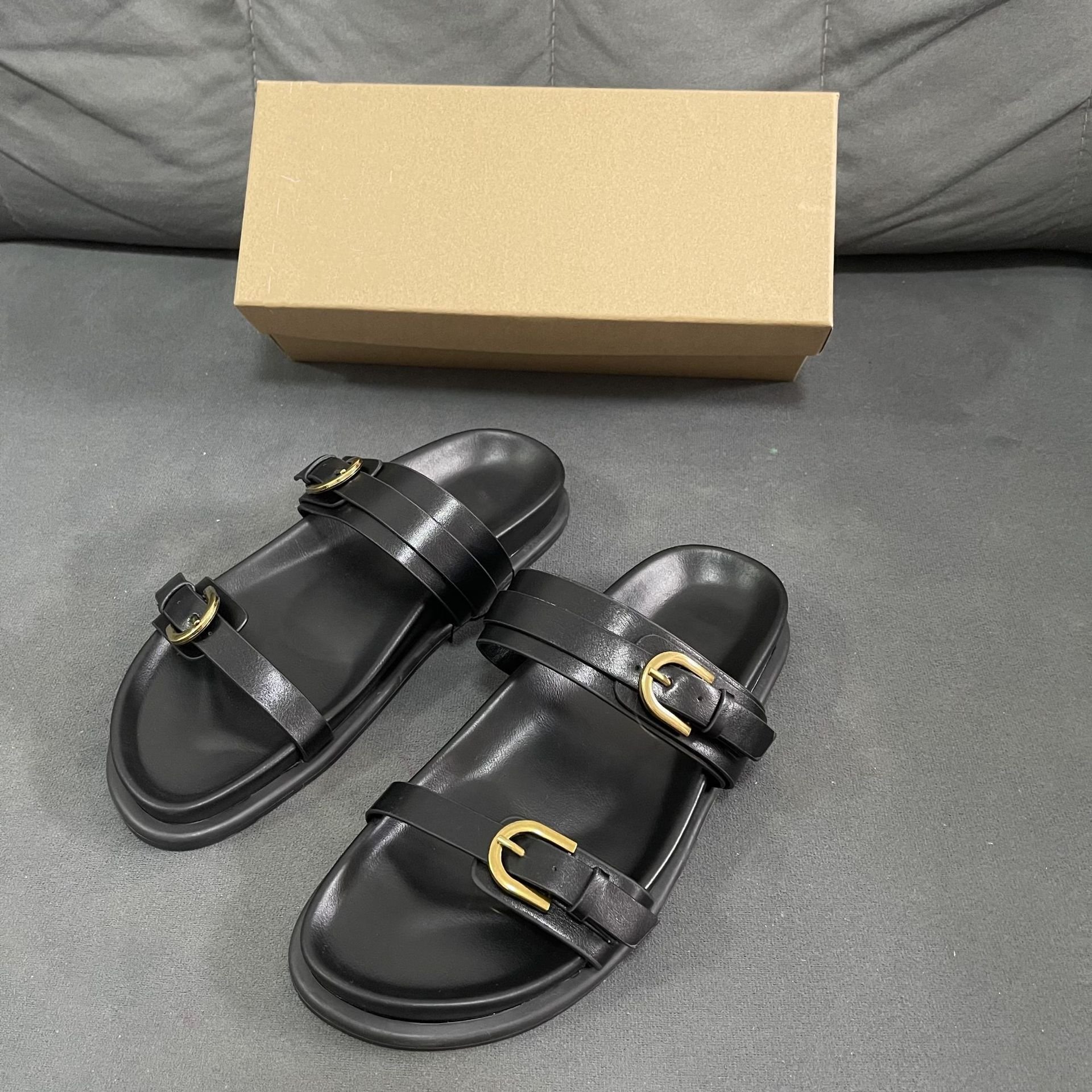 High Quality Ladies Flat Sandals Summer Beach Shoes Female Fashion Leather Sandals Slippers Outdoor Women Slides Slippers