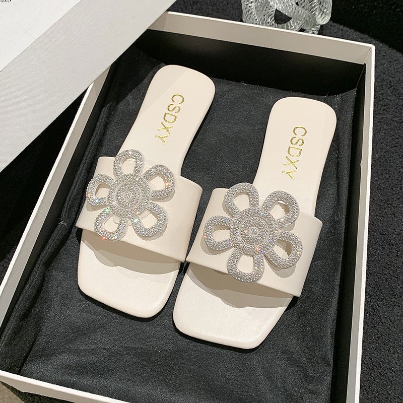 2024 New Summer Large Size Rhinestone One-Line Slippers Flat Sandals for Women