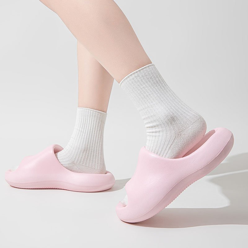 Ladies new summer beach eva slides slippers bathroom fashion design of slippers unisex wholesale price 2024