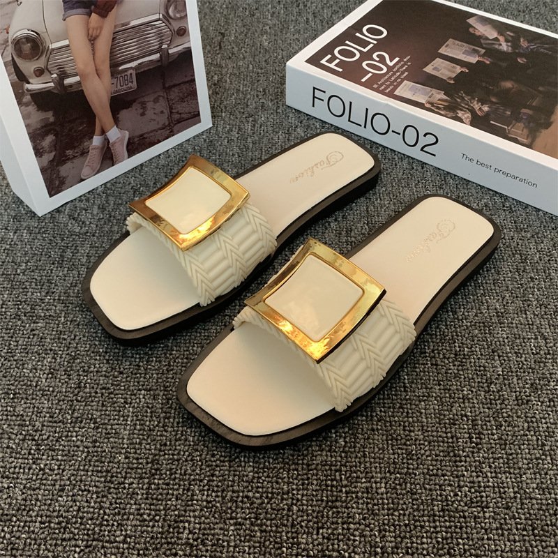 New Stylish Beach Sandals for Women and Ladies Fashion Slide Slipper For Women And Ladies Shoes