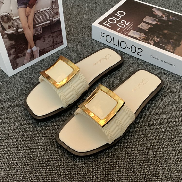 New Stylish Beach Sandals for Women and Ladies Fashion Slide Slipper For Women And Ladies Shoes