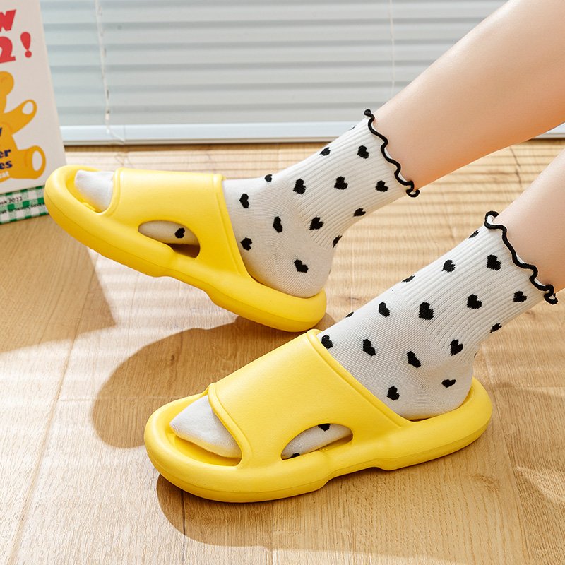 Cloud Slippers for Women and Men Cushioned Thick Sole Bathroom Sandals Extremely Comfy Non-Slip Spa Shower Slides Slipper