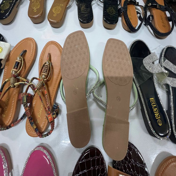0.98 Dollars Model SJX005 Size 35-40 Stock Ready Women Latest Sandal Slides Slippers With Many Patterns