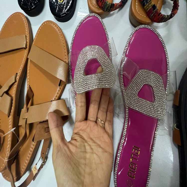 0.98 Dollars Model SJX005 Size 35-40 Stock Ready Women Latest Sandal Slides Slippers With Many Patterns