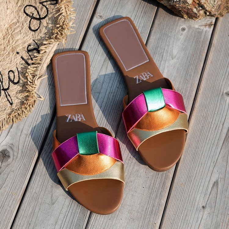 New design large size ladies slides slippers female outdoor casual sandals women flat sandals slippers