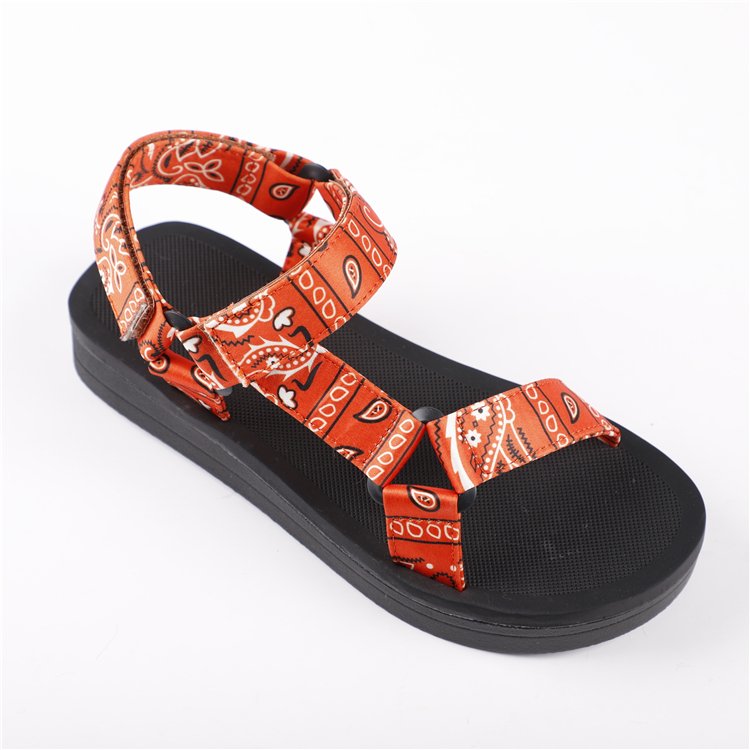 designer sandals New Arrival Summer Flat Women's sandals Slides Beach Slippers For Women and ladies footwear casual shoes in best material