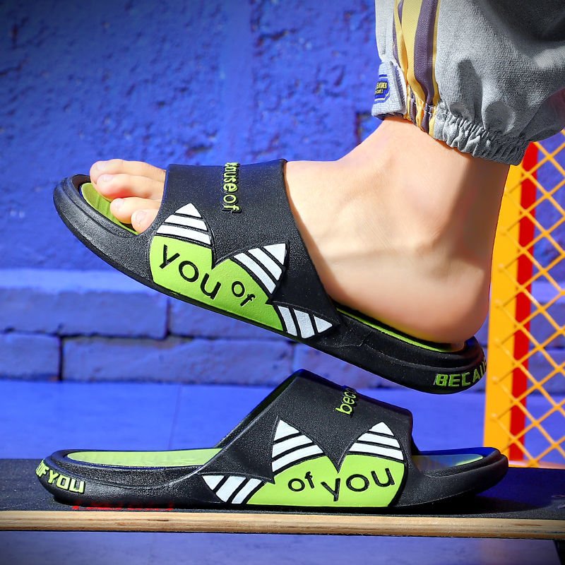 New Trendy Non-Slip Thick Sole Outdoor and Indoor Sport Slide Slippers for MenMensandals
