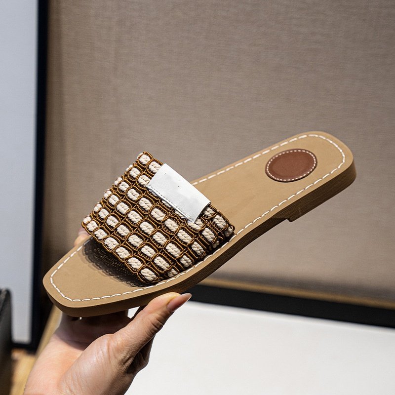 2024 wholesale ladies home slippers fashion slides slippers for women