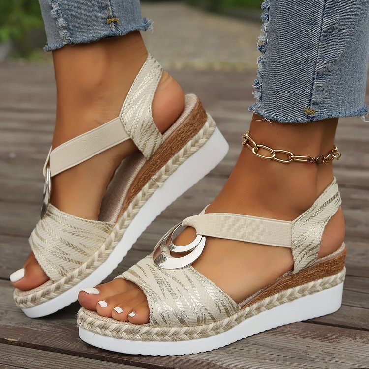 New Flat Bottom Slope Heel Woven Thick Bottom Fish Mouth Casual Buckle Wearing Beach Outdoor women's high heel slippers