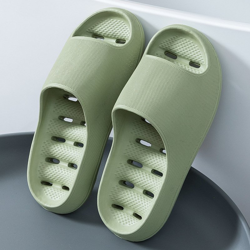 2024 Summer New Bathroom Cheap Slippers Women's Fashion Home Indoor Custom Pvc Bathing Slides Flat Slippers For Women