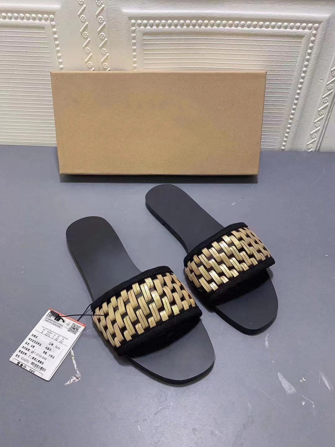 DEleventh Shoes 666-2 Quality Women Flat Slipper Outdoor Indoor Slipper Ladies Shoes woven gold shoes casual beach slipper stock