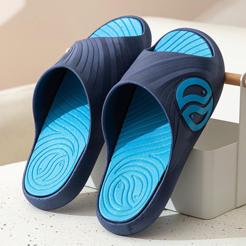 designer outdoor indoor new style PVC men's and women's custom slides slippers sandals for men anti-slippery
