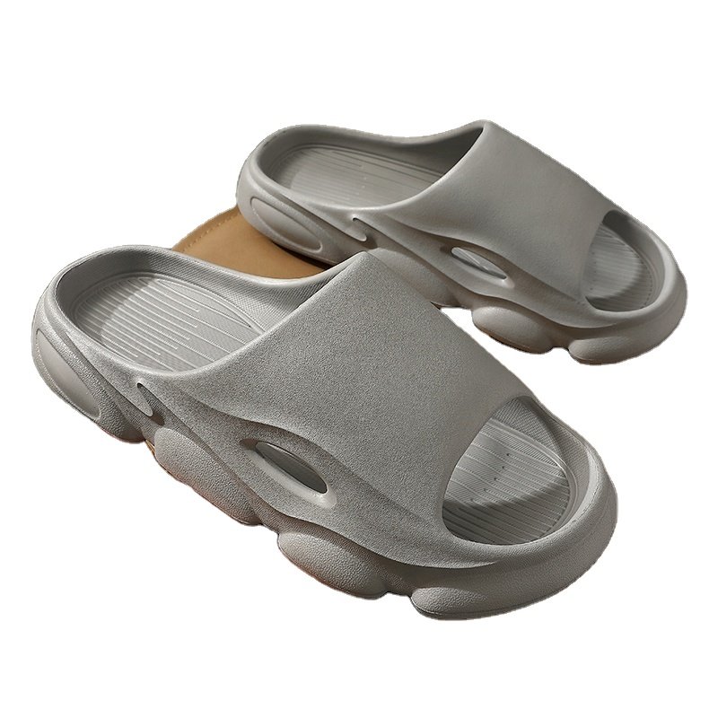 Unisex Winter Flip Flops Custom Logo Hollow Holes Casual Sports Plush Clog Shoes Men's Women's Sandals Soft Fur Insole Home Use