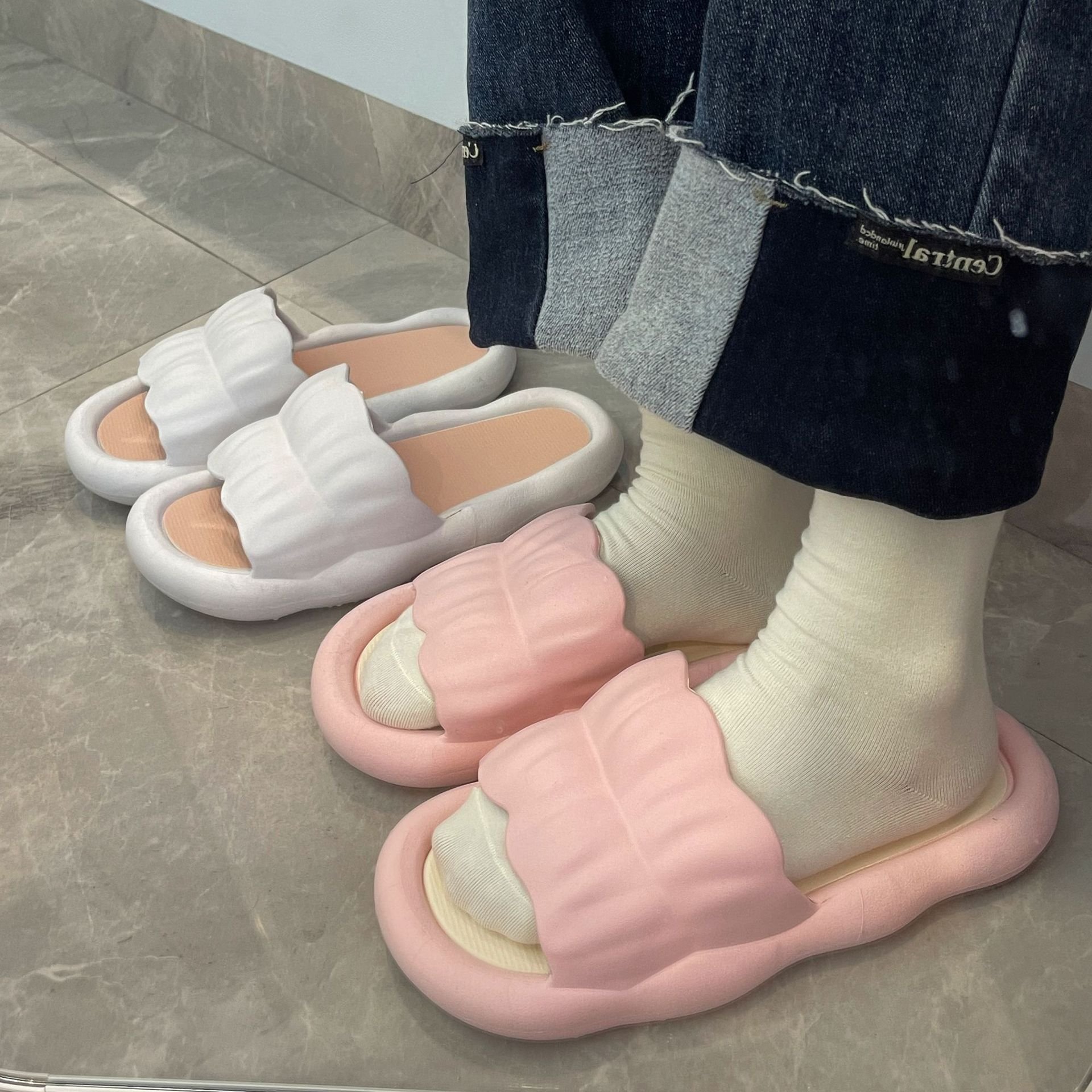 Sweet Lovely Slides Fashion Casual Slippers Shoes Bottom Step On Shit Feeling Eva Sandals Slippers For Women And Ladies