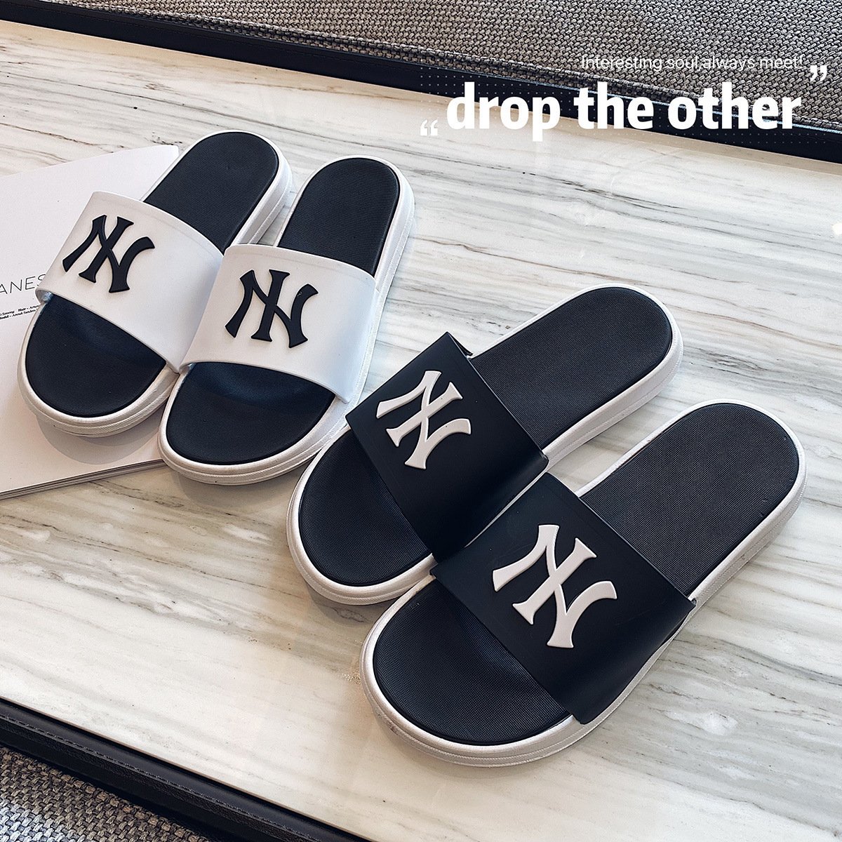 Slippers Men's Summer Fashionable Outwear Slippers Men's Outdoor Non-Slip Beach Shoes Korean Fashionable Distinctive Sandals