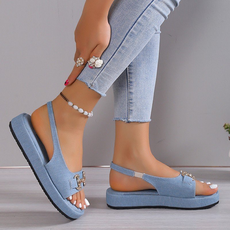 2024 new women's fashion increase thick bottom chain leisure sandals plus-size women's shoes platform with metal sandals