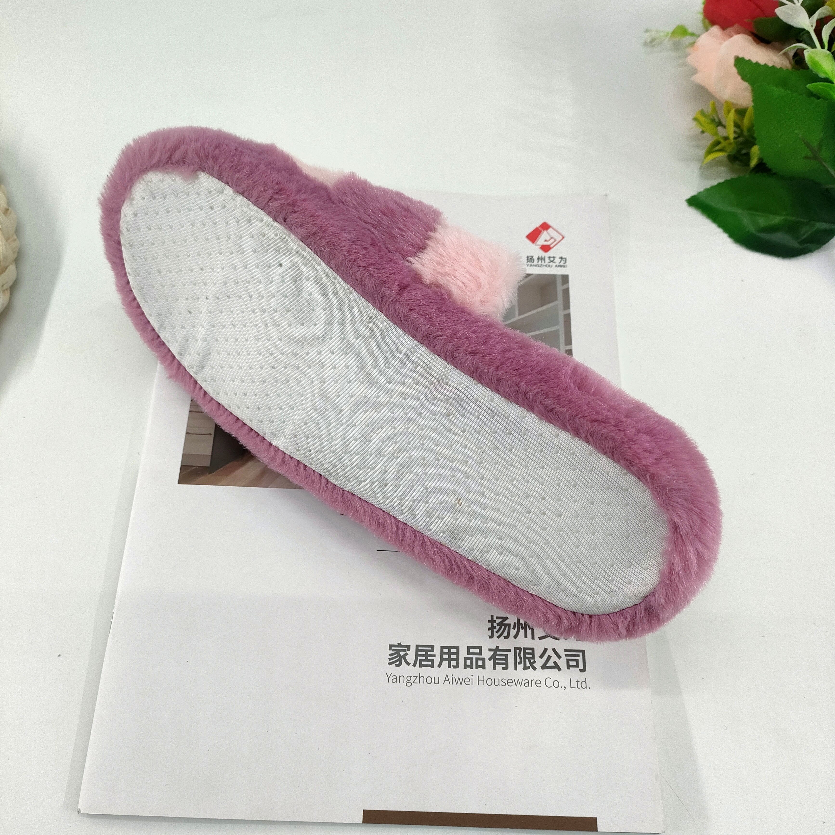 Custom Slides Slippers Fluffy Room Slippers 2024 The Best Seller Slipper For Woman