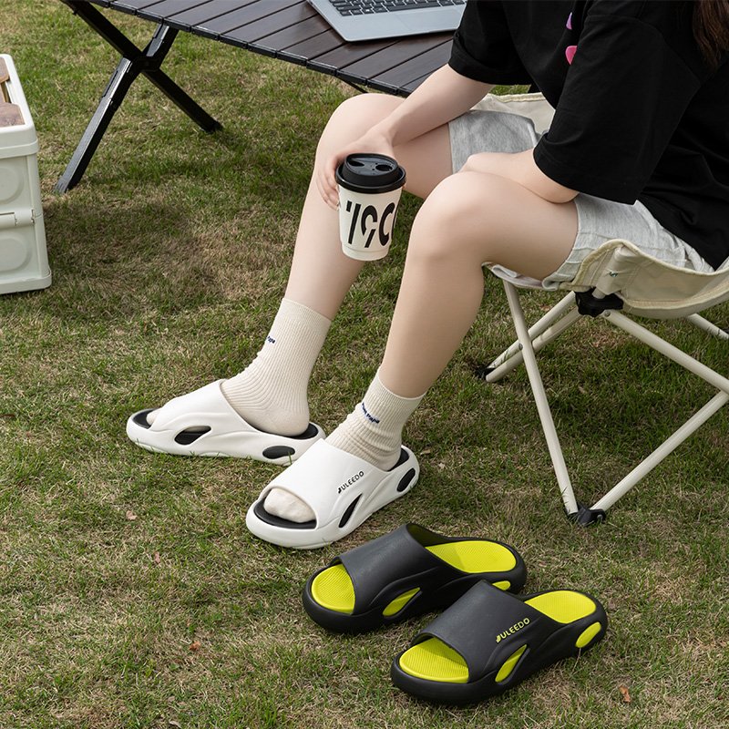 Wholesale High Quality Thick Sole Soft Slides Slipper Home Slipper Men's Shoes Sporty Slippers