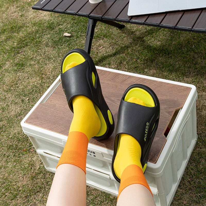Wholesale High Quality Thick Sole Soft Slides Slipper Home Slipper Men's Shoes Sporty Slippers