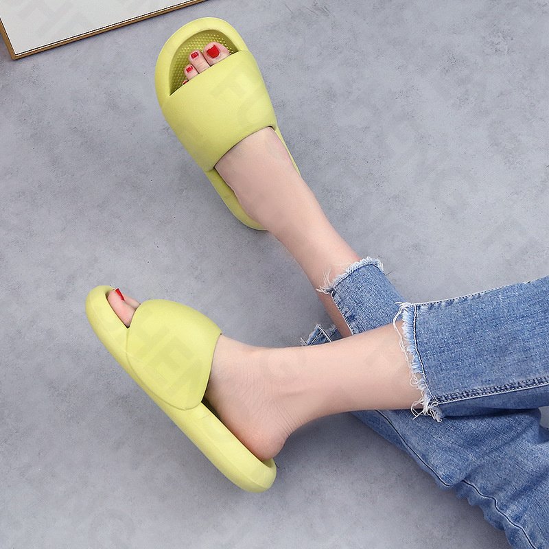 Lightweight Fit Modern Slippers For Women