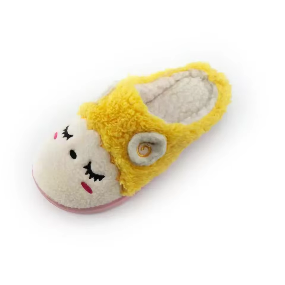 Chinese manufactures Cute Cartoon Animals Pattern Slipper Plush Soft Bottom Slides Shoes children's Sandals And Slippers
