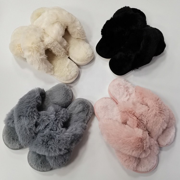 Luxury High Quality Cheap Embroidered slippers with custom logo label Coral Fleece Indoor Bathroom Hotel Slipper