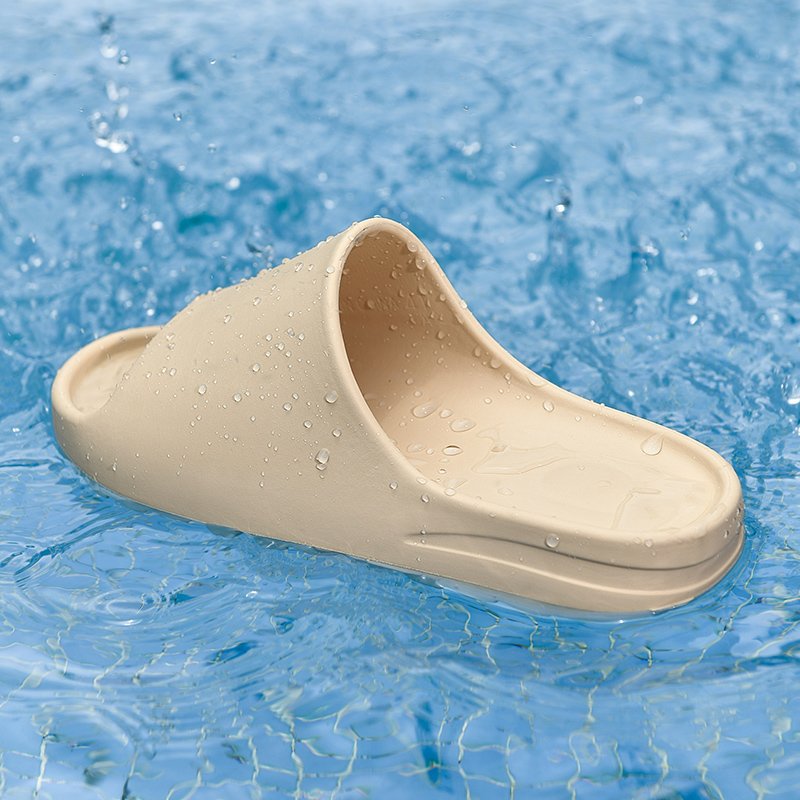 Wholesale Summer In Stock Home Slippers Men Women Casual Footwear Indoor Unisex Thick Platform Bathroom Slides Slippers Sandals