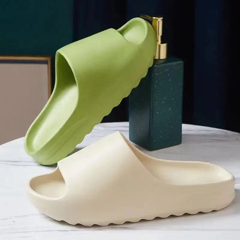 Indoor and outdoor slippers thick sole comfortable versatile cute style slippers