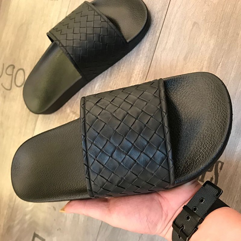 Summer Slippers male outdoor casual shoes fashion trend 2024 home anti-slip slides new man sandal wholesale