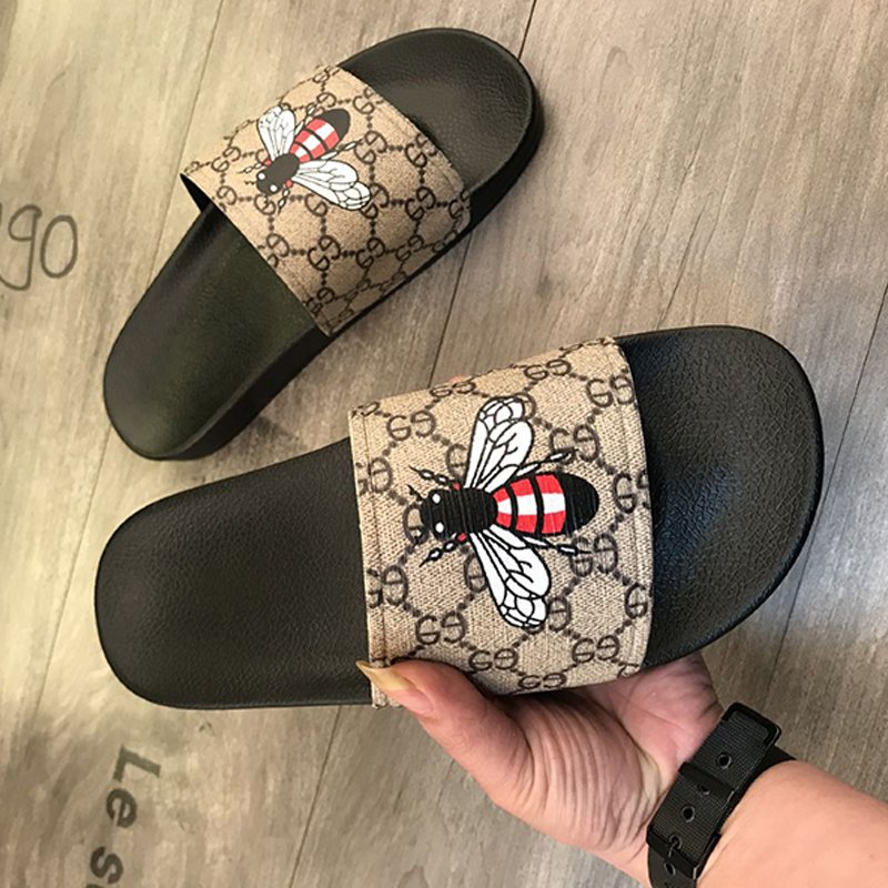 Summer Slippers male outdoor casual shoes fashion trend 2024 home anti-slip slides new man sandal wholesale
