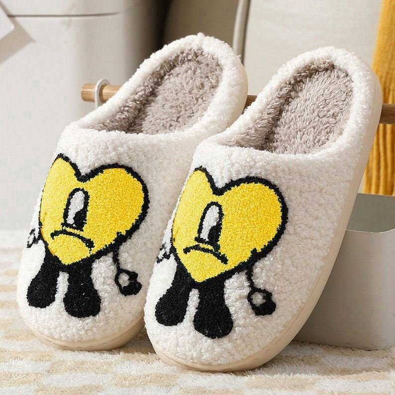 Hot Sale Stock Custom Logo Cute Red Heart Bad Bunny Slippers Slides Ladies Winter Indoor Warm House Slippers