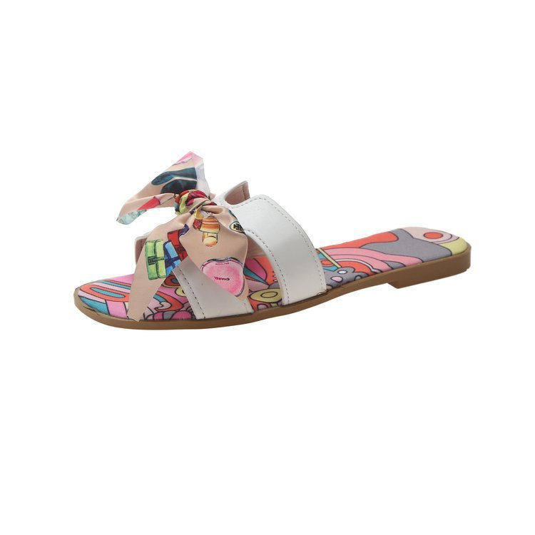 New Desgin Fashion Trend Bow Ribbon Tied Sandals Women Exquisite Flat Sandals Outdoor Slide Slippers For Women Ladies