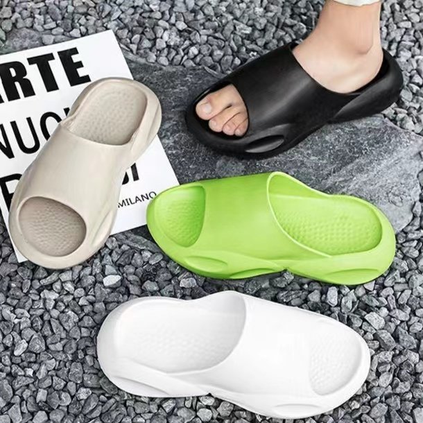 Stylish Outdoor Casual Thick EVA Slippers Footwear Shoes Slides For Men Women Beach Slides Sandals Slippers