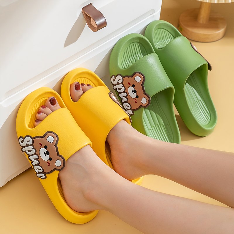 Cartoon Bear Thick Sole EVA Slipper Women's Shoes Non-slip Comfortable Slides Slippers for Men and Women Indoor and Outdoor