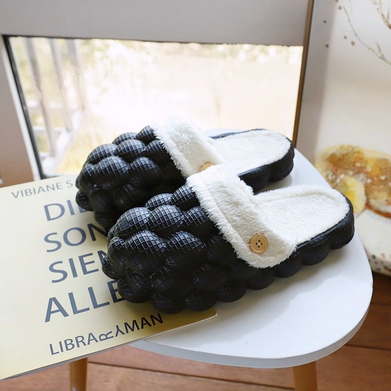 Wholesale Winter Warm Massage Men Women Furry Plush Fashion Fur Slippers Bubble Slides With Fur
