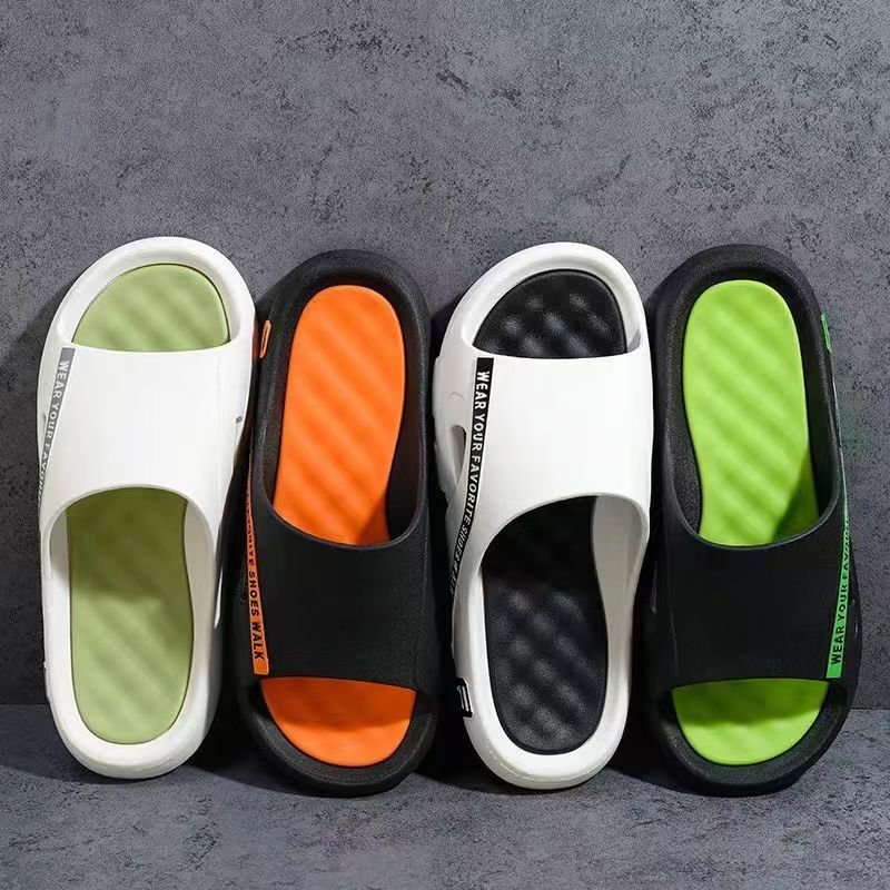 2024 New Summer Men's Sandals Driving Beach Shoes Plastic Outerwear Seaside Slides Slippers Couple Sandals