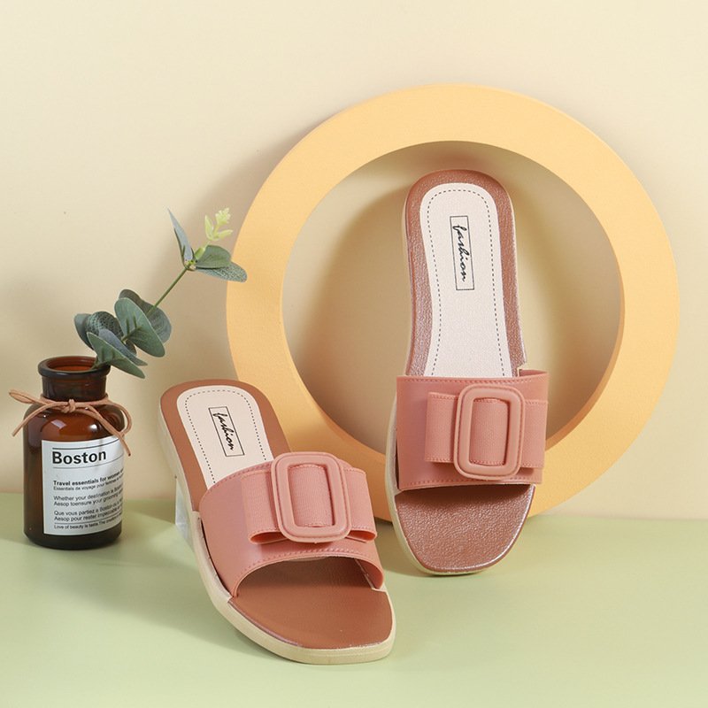 High quality new model women slides slippers ladies anti-slip summer beach casual sandals
