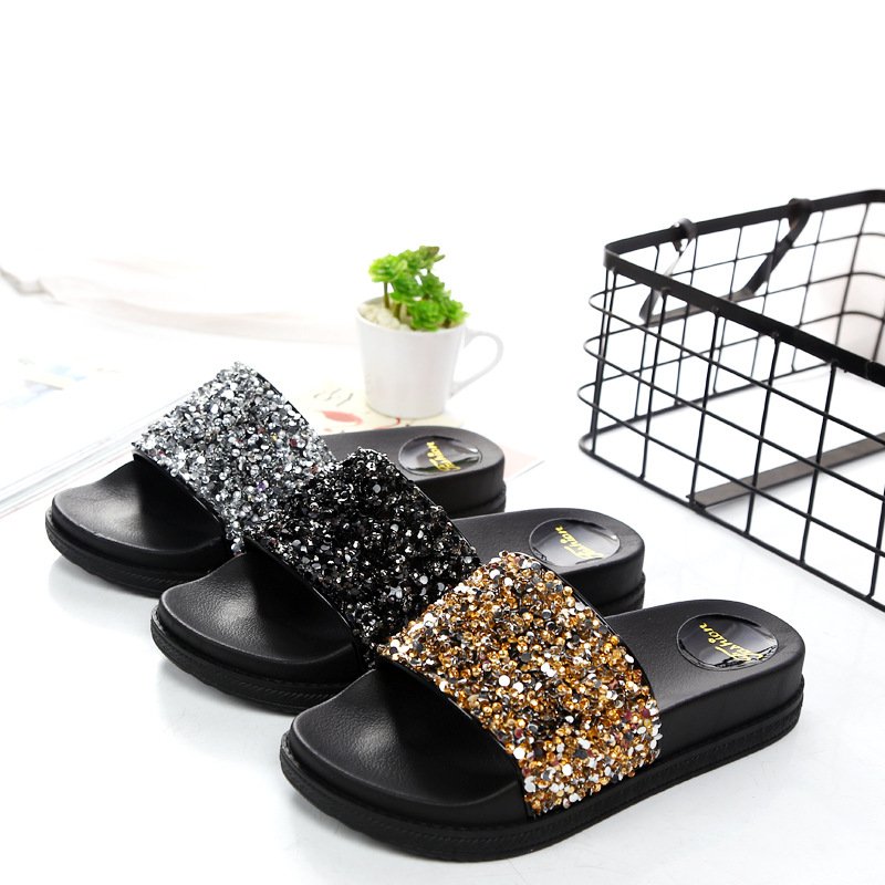 New Fashion Trend High Quality Popular Cool Beach Non Slip Thick Bottom Rhinestone Flat Custom Women Slippers Slides Slippers