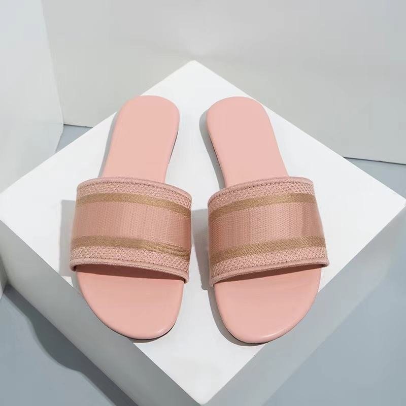 Embroidery Sandal For Women And Lady 2024 Flat Luxury Summer Women Slipper 2024 Slipper Luxury Ladies Design Slippers For Women