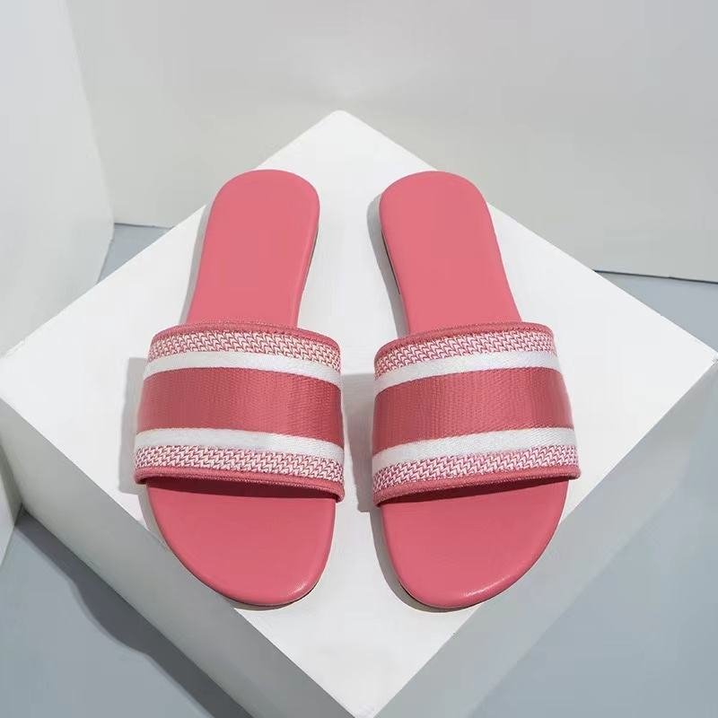 Embroidery Sandal For Women And Lady 2024 Flat Luxury Summer Women Slipper 2024 Slipper Luxury Ladies Design Slippers For Women