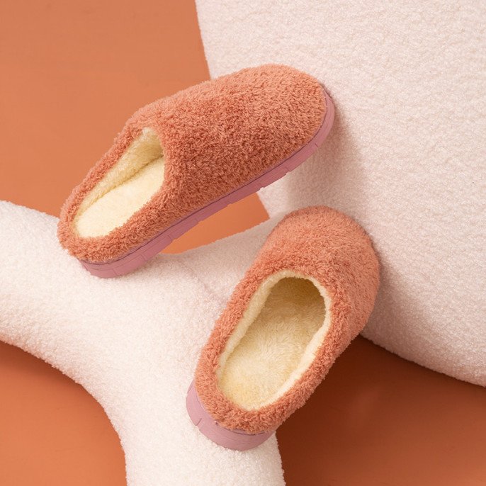 2023 High quality winter indoor Anti-slip floor slippers warm House Warm Furry Fleece Unisex Plush Slippers