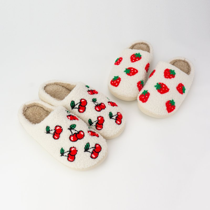 Hot Sell Valentine's Day Heart Slides Home Warm Love Letter Couple Slipper Faux Fur Slippers Women Plush Slippers Custom