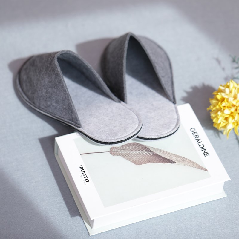 Factory cheap non-woven hotel felt slipper gray white blue in stock
