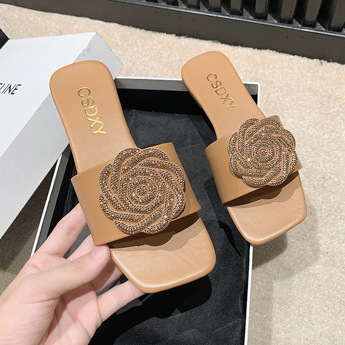 Big Size Fashion Women's PU Flat Outdoor sandals with rhinestone summer beach flat slippers for Ladies