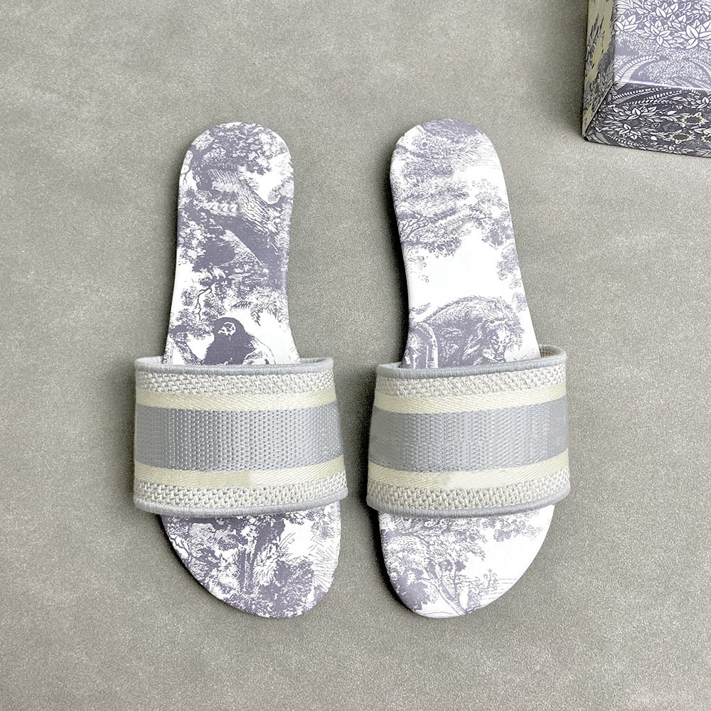 Designer Famous brand Luxury slippers Casual custom ladies fashion latest design ladies slippers