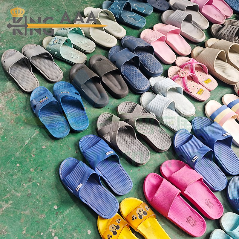 Factory Wholesale Lighted Home Slippers Second Hand Shoes Bales Slipper Slides Men Used Shoes Rubber Outsole Slides Slippers